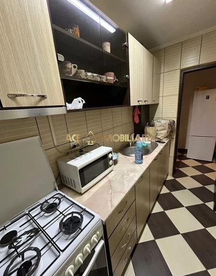 2 Camere de inchiriat | Valea Oltului | Metrou | Bloc izolat  | Metrou