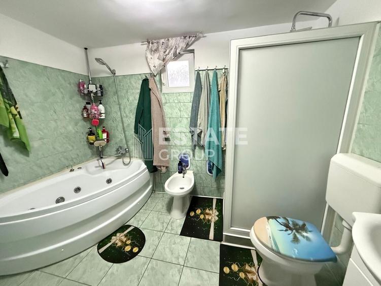 Casa individuala 5 camere plus anexe, zona Girocului
