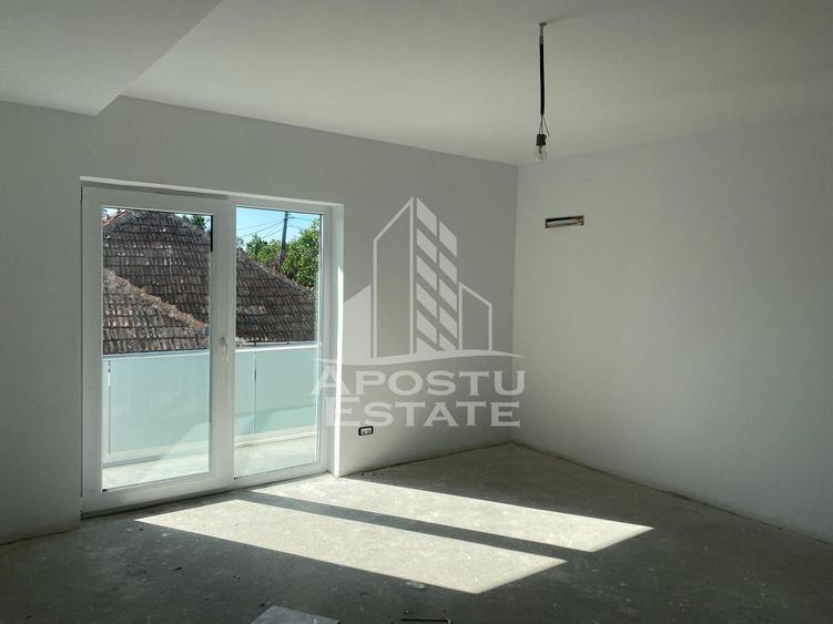 Apartament 3 camere cu poziție excelentă