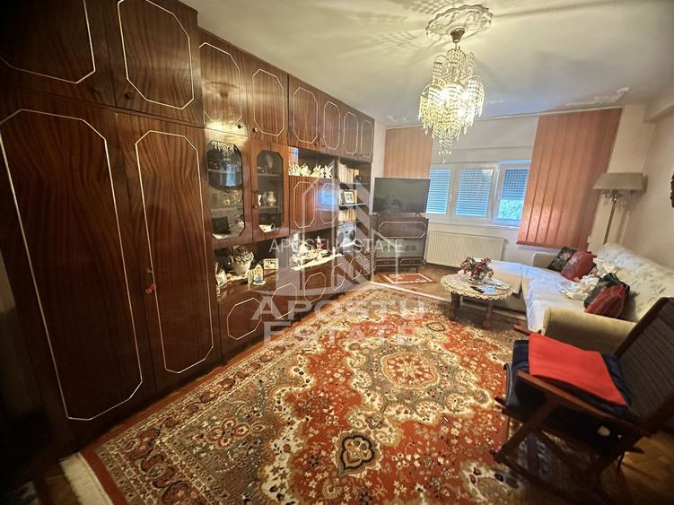 Apartament de vanzare cu 3 camere, 2 bai, 76mp, zona Spitalul Judetean - 4