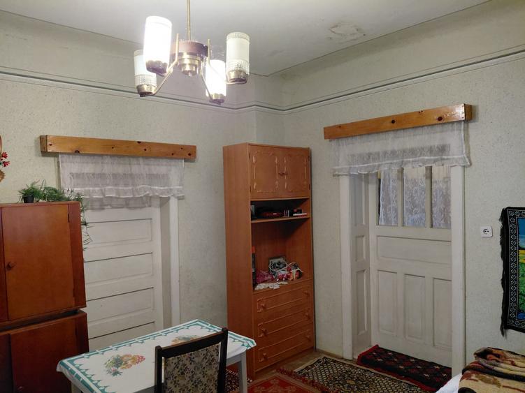 Vand casa cu 5 cam.in Sancraiu de Mures