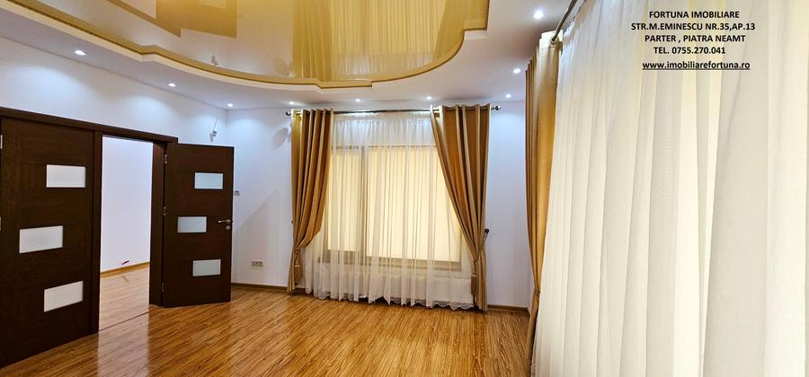 Proprietate Piatra Neamt - Vila cocheta prevazuta cu terasa, garaj si teren