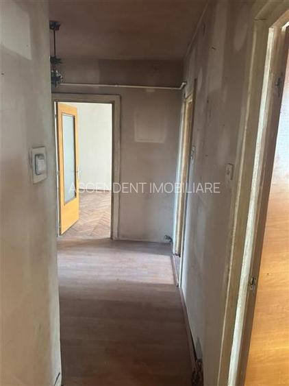 Apartament cu 3 camere, etaj2,  2balcoane, Centru Civic Brasov - 6