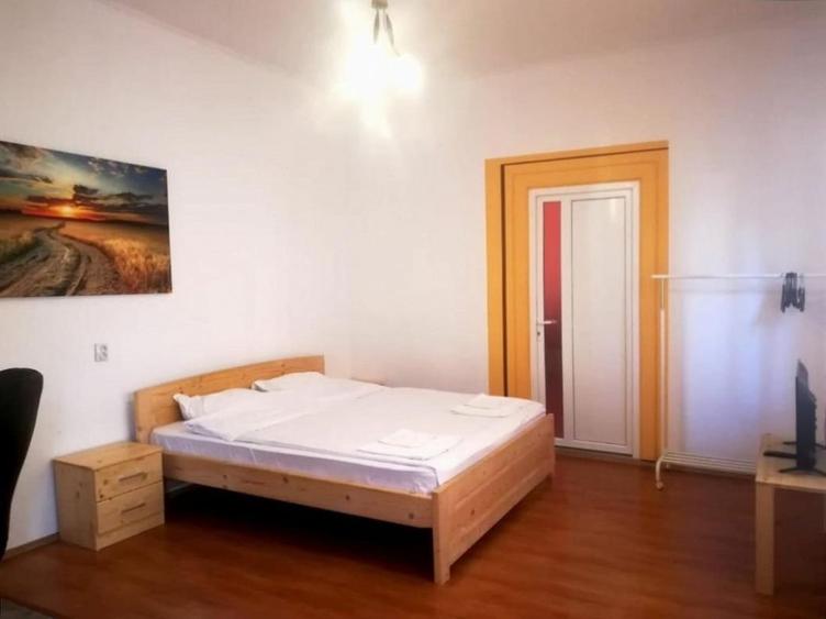 Apartament spațios, pe două niveluri, cu garaj – Brasov Vechi