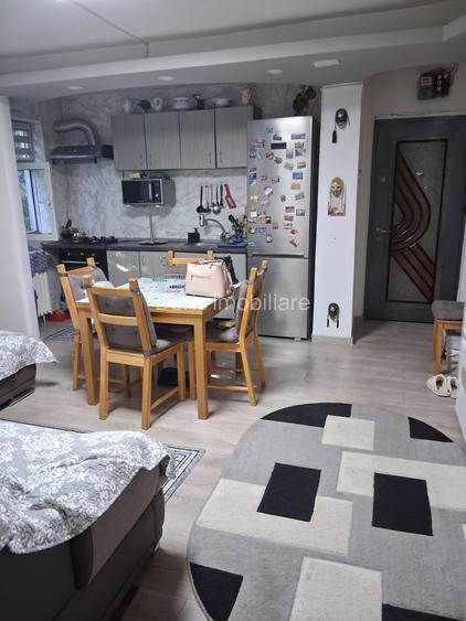 Apartament 4 camere mobilat si utilat ,decomandat,etaj 4/4,liber imediat, - 8