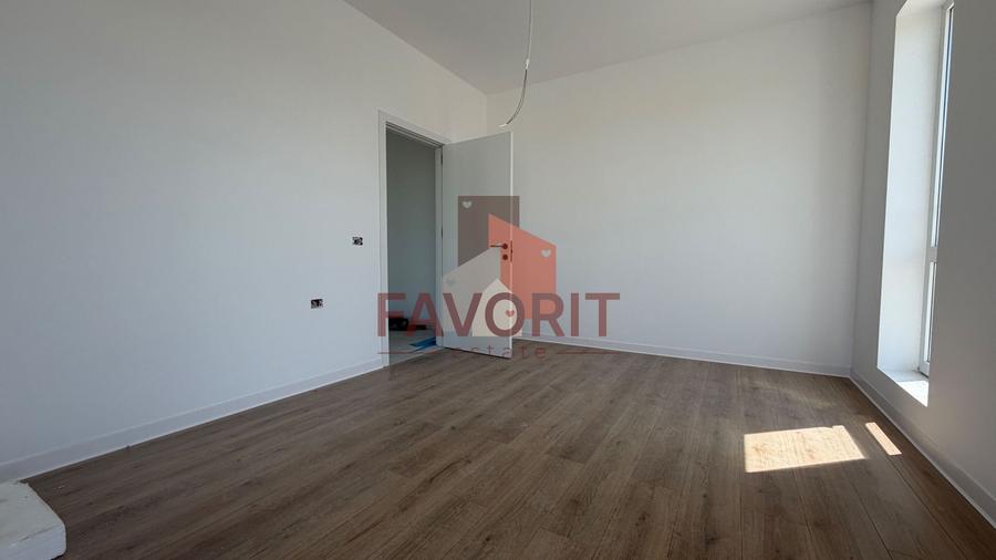 2 camere | Etaj 1 | Toate utilitatile | Asfalt | Transport in comun