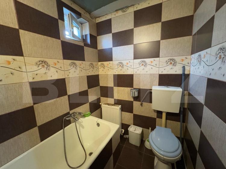 Casa de vanzare, cu 3 camere, 100 mp, zona Săulești