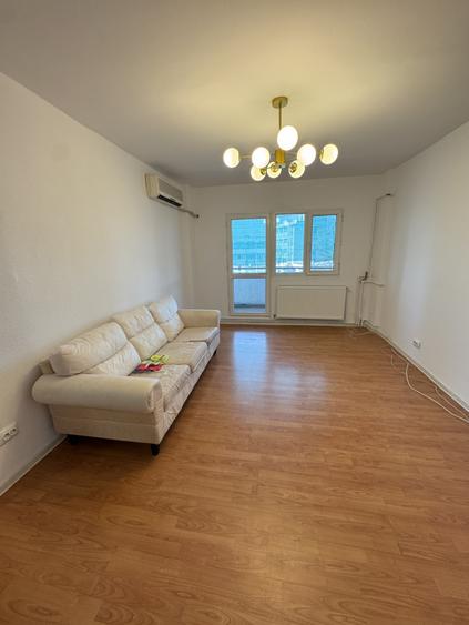 Apartament 3 camere, cf 1A, dec, etaj 4/4, Zona Democratiei