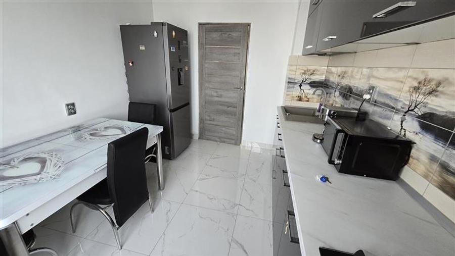 Berceni-Oltenitei-Piata Sudului apartament 4 camere, mobilat si utilat.