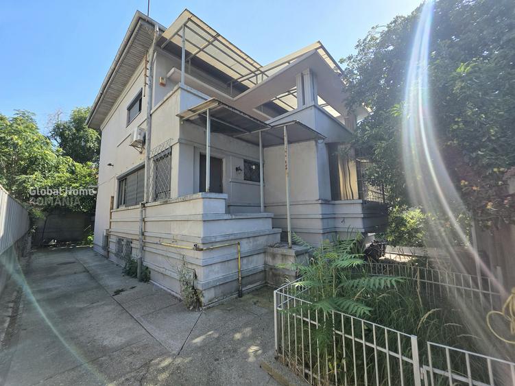 Interbelic Art Deco Villa 440 sqm + Land 566 sqm • Zona Domenii - Casin - 1 Mai