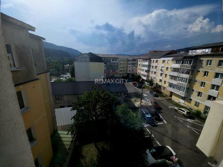 Apartament cu 4 camere de vânzare în zona Maratei - 17