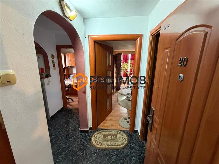 Apartament 2 camere cf 2 decomandat zona Micro 5