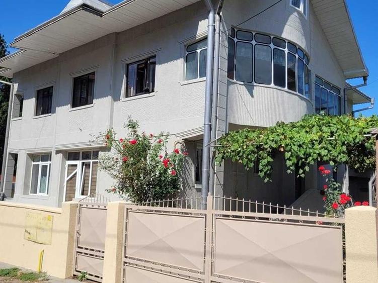 Casă 4 camere, decomandat, Burdujeni