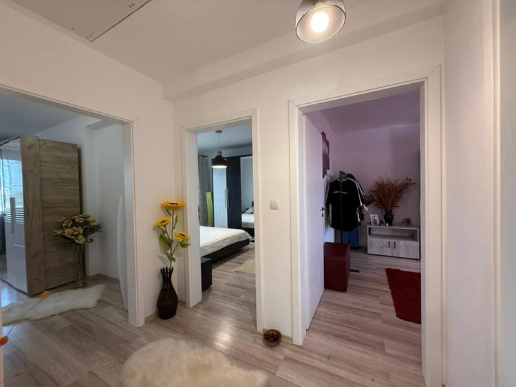 Duplex cu 5 camere, 257mp teren, 127 mp utili - Giroc