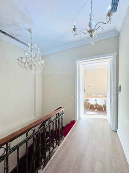 Unirii / Vila Exclusivistă Birouri - Notariat / 8 Birouri si Parcare 5 Locuri