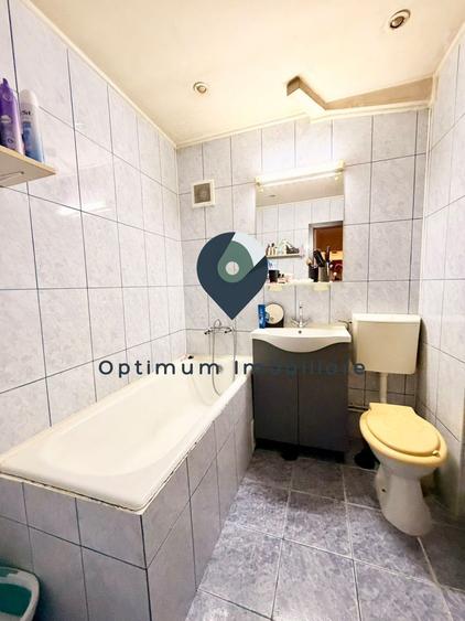 Apartament cu 3 camere, 2 bai in Manastur, zona Ion Mester !
