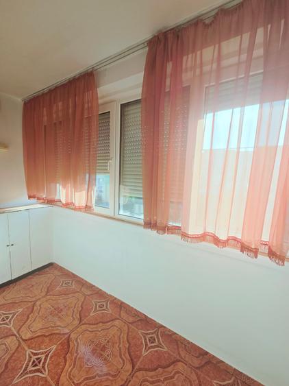 Ap 2 cam, Piața Unirii- Cantemir, creditabil