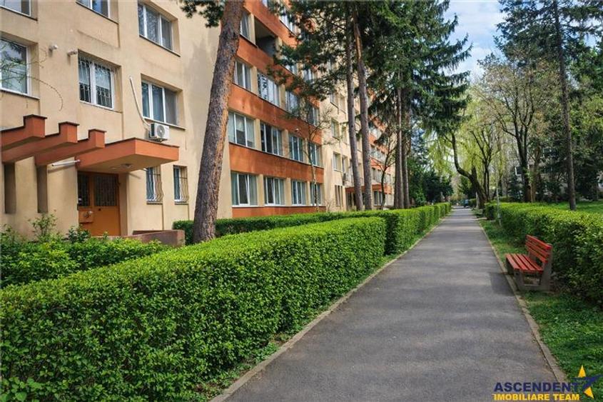 Rezidenta insorita,oportunitate personalizare, balcon si terasa,Centru Civic.-.G