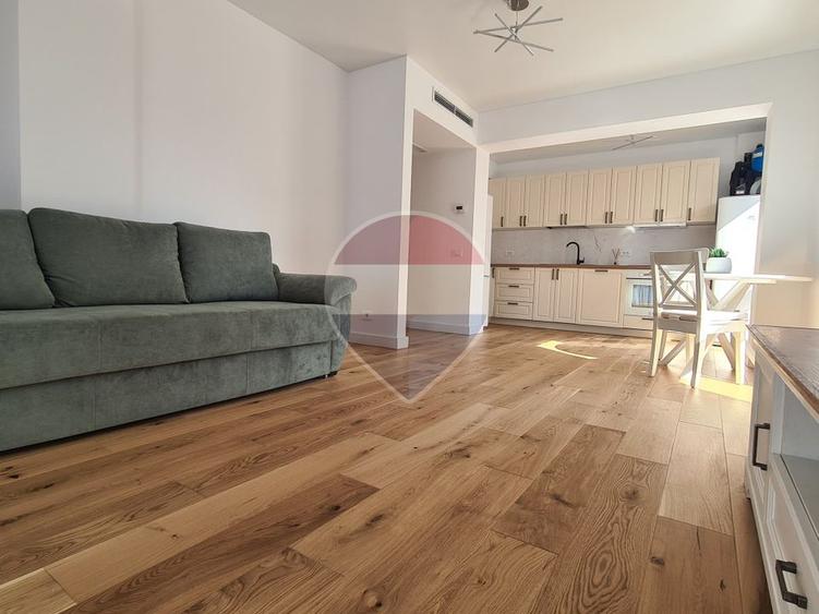 3 camere Timpuri Noi | Loc de parcare
