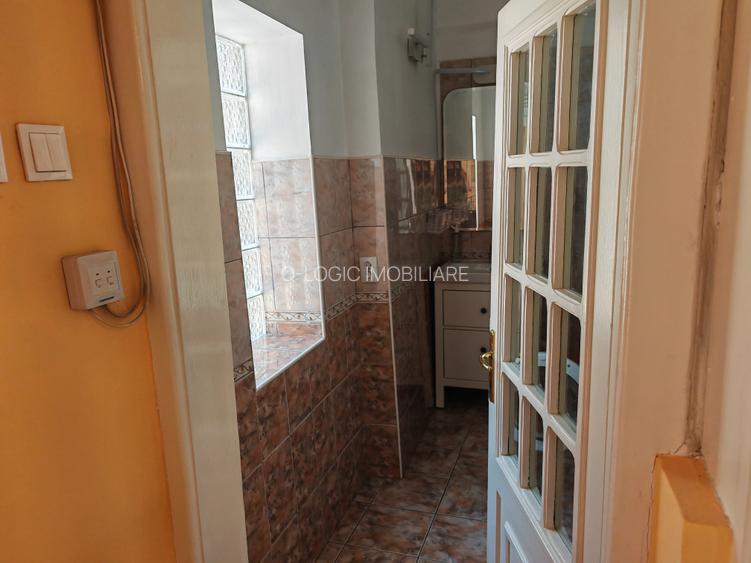 Apartament 3 camere liber la vanzare zona Piata Sfatului - 14