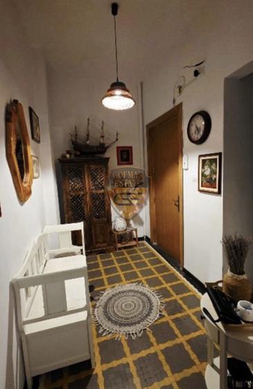 4 camere, Ultracentral, Cuza Voda, 95 mp, 2 balcoane, terasa, etaj 1, semidecoma