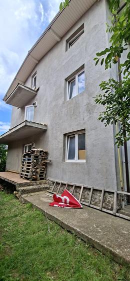 Casa P+1+M "la gri", intabulata, cu utilitati, Bucium Str. Teascului