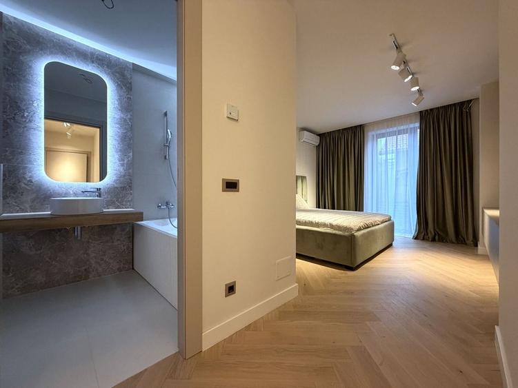 Apartament elegant 3 camere cu gradina | 2 locuri parcare | Pipera-Jollie Ville