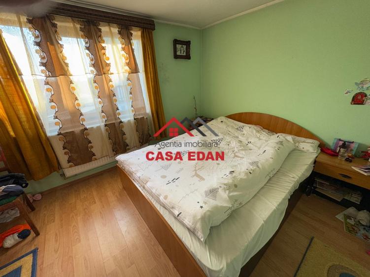Casa in Banesti--119.000 e