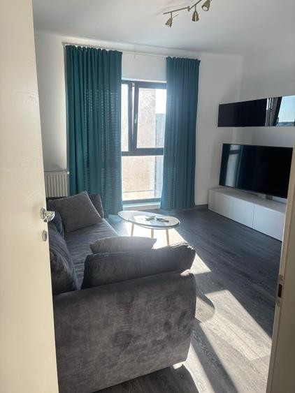 Proprietar inchiriere garsoniera cu loc de parcare inclus