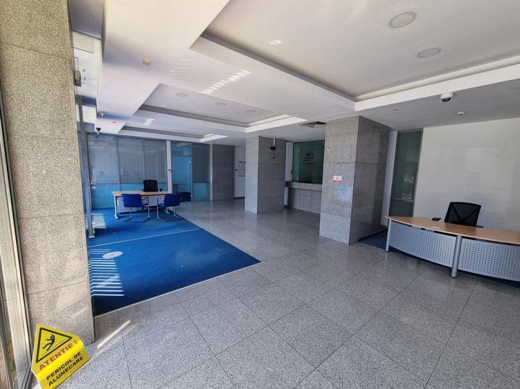 Spațiu comercial ultracentral | 387 mp | Acces din două părți