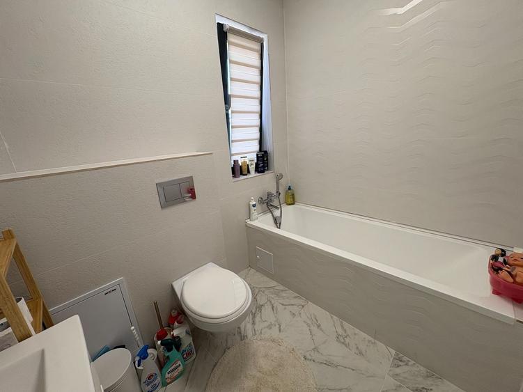 CASA DUPLEX, CURTE 120 MP, TOATE UTILITATLE, MOBILATA, COMISION 0%