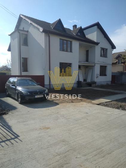 Vila premium de vanzare, cu 6 camere, in Sacalaz