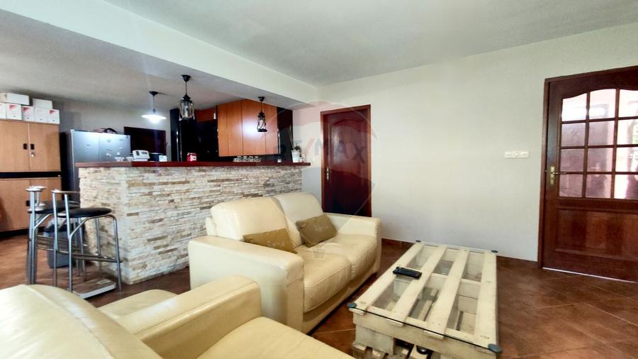 Casă cuplată/ Duplex, D+P+E, 640 teren, Str.Tautiului, Florești