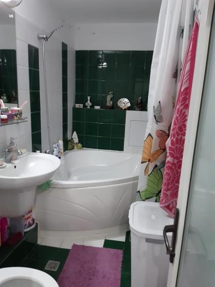 Vitan, garsoniera, 5 min Mall Vitan, 42 mp, bloc anvelopat, AC