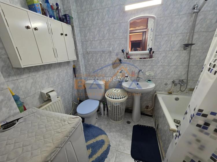 Apartament 2 camere, Oituz, 44 mp, 2 balcoane, etaj 4/4, comision 0 - 3