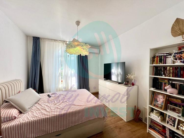 Oportunitate achizitie vila boiereasca 9 camere-Cotroceni- Singura in curte