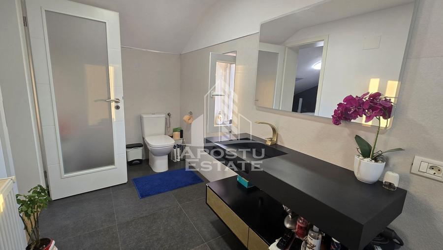 Duplex de vanzare, 4 camere si 3 bai, zona Kaufland, Dumbravita