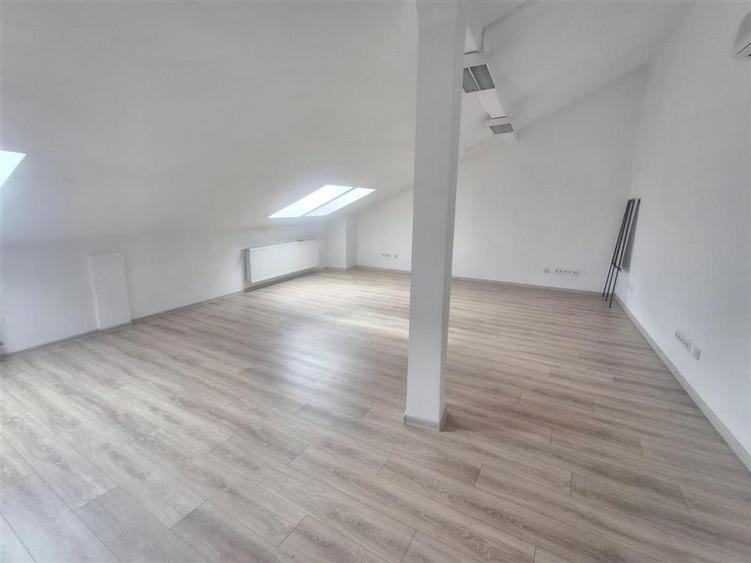 Spatiu birouri 90mp zona Parcul Sub Arini