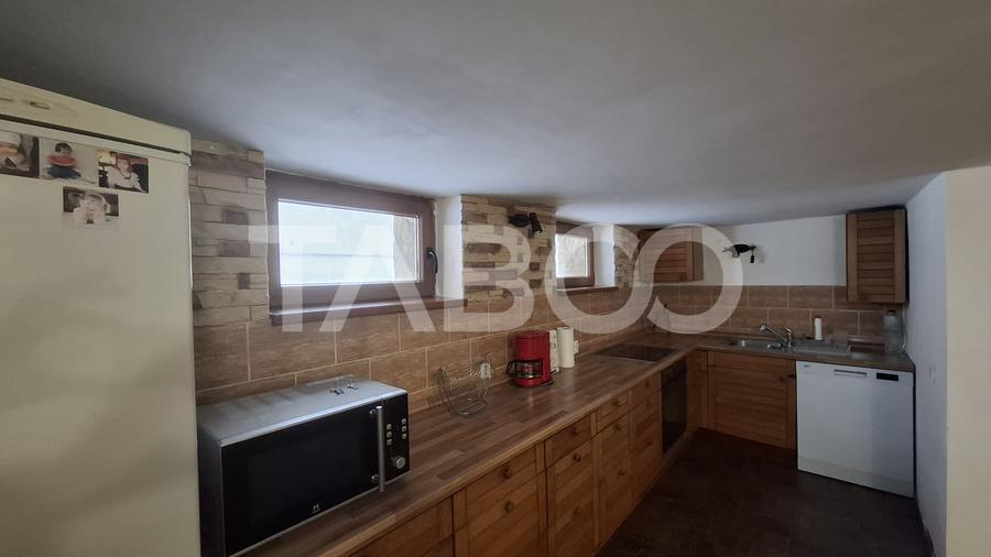 COMISION 0% Casa individuala de vanzare cu gradina acces auto si garaj