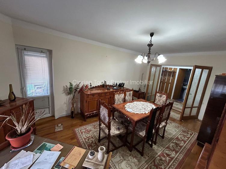 Apartament 3 camere, etaj 1 - zona Centru - 9