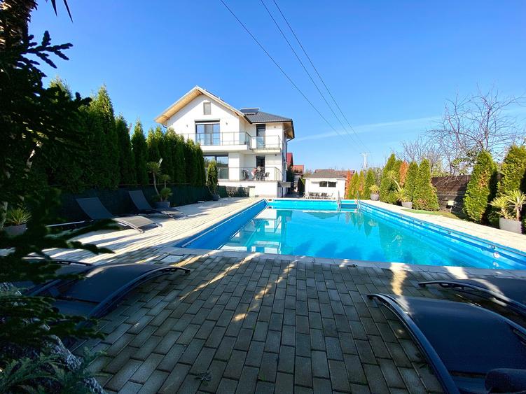Vila cu piscina , 1200 mp teren
