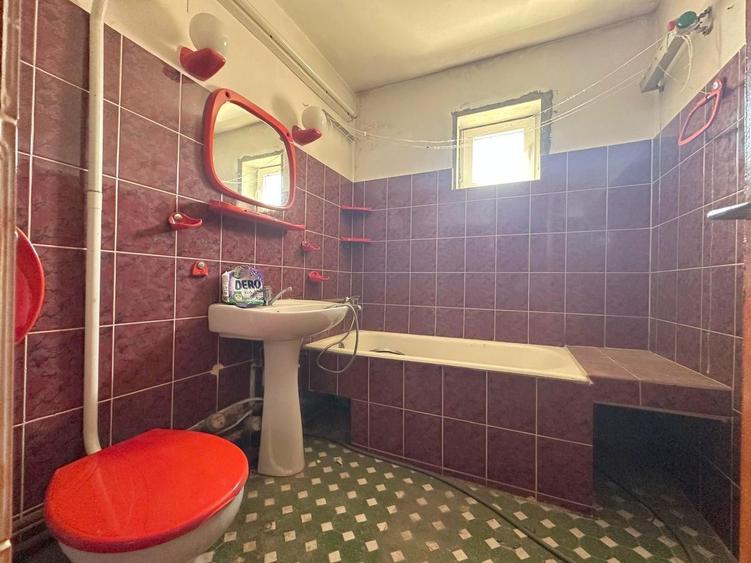 Apartament 3 camere, ideal locuință sau investiție