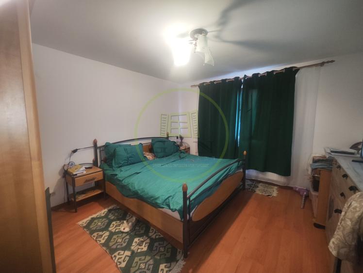 Casa 6 camere, teren 400 mp, localitatea Braniste, com. Podari