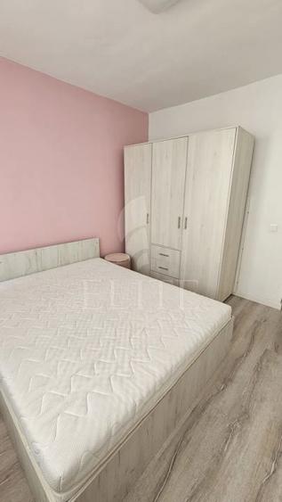 Apartament 3 camere în zona INTERSERVISAN