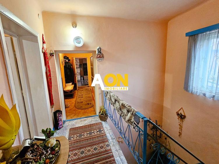 Casa 6 camere, 389 mp teren, P+1, in zona Garii