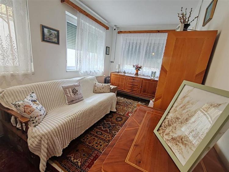 Casa individuala , teren 717 mp - Sacele