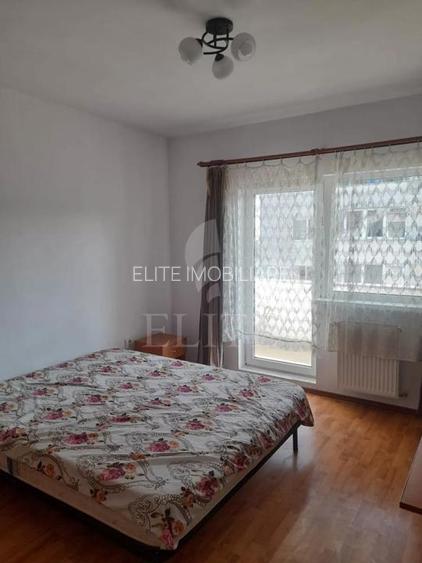 Apartament 3 camere în zona CALEA TURZII