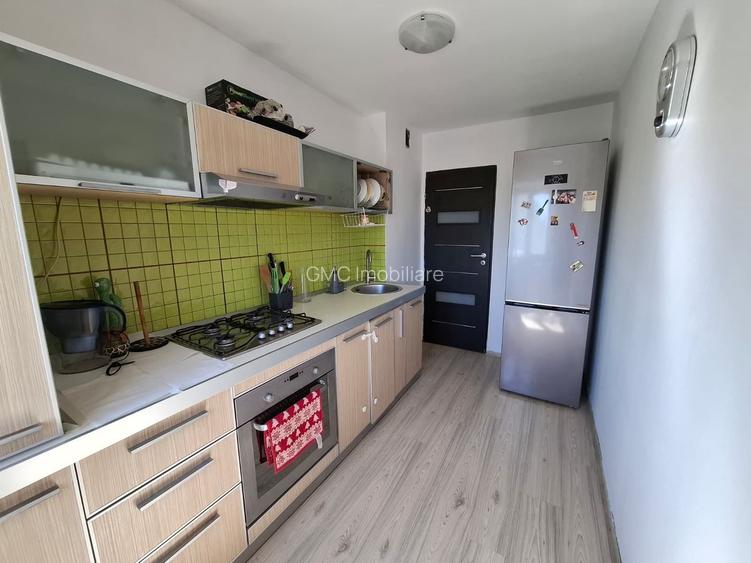 Apartament 3 Camere, Parcare  Decomandat, Renovat, Mobilat , Utilat  L355 - 8