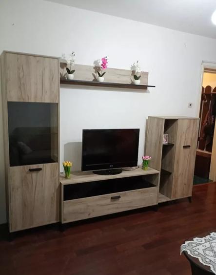 Favorit 2 Camere AC Metrou