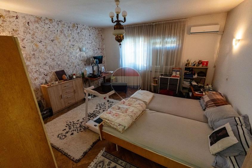 Casă cu personalitate,Orastie jud. Hunedoara